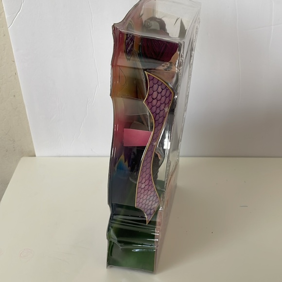 Ever After High Raven Queen Dragon Games Doll- NEW! RARE!!! - Picture 4 of 7